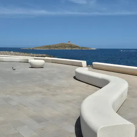 Smart By The Sea Near Palermo, Sicily Apartment